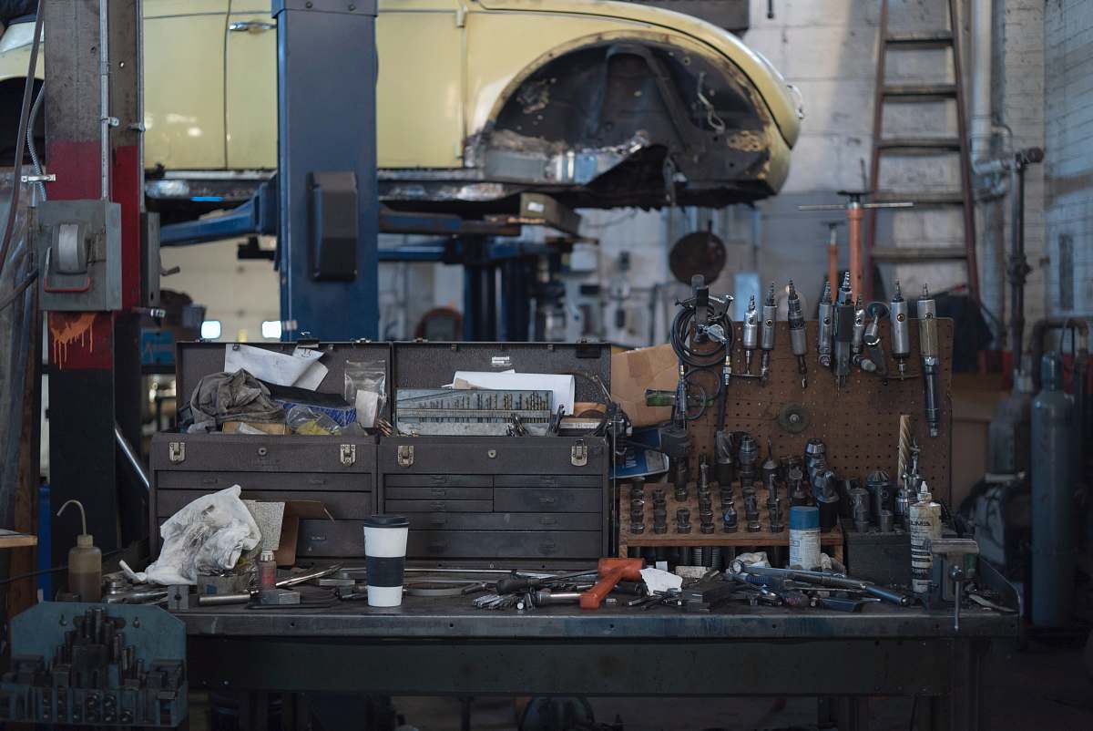 cincinnati bench with bunch of tools tools